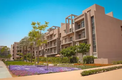 Apartment - 3 Bedrooms - 3 Bathrooms for sale in Moon Residences - Fifth Square - The 5th Settlement - New Cairo City - Cairo