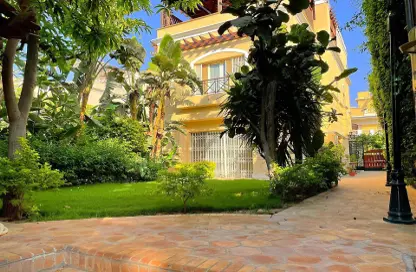 Villa - 4 Bedrooms - 5 Bathrooms for sale in Belleville - Sheikh Zayed Compounds - Sheikh Zayed City - Giza