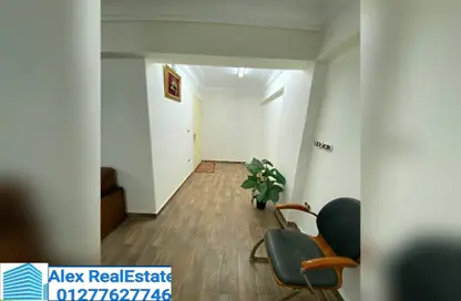 Office Space - Studio - 1 Bathroom for rent in Shaarawy St. - Laurent - Hay Sharq - Alexandria