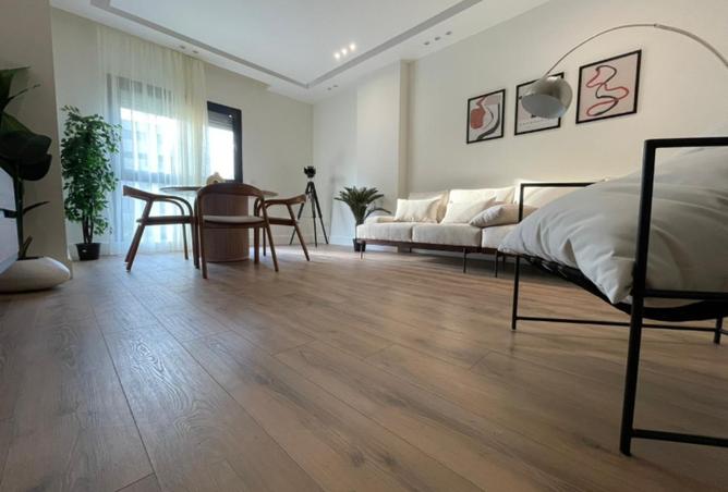 8270873 - Property Main Image