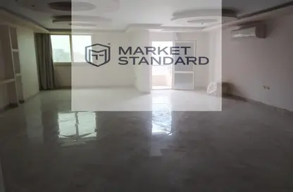 Apartment - 3 Bedrooms - 3 Bathrooms for sale in Mohi Al Din Abou El Ezz St. - Mohandessin - Giza