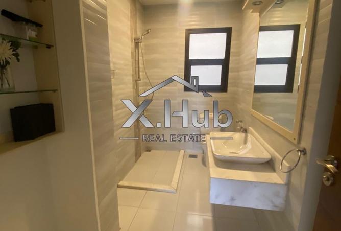 8211875 - Property Image 3