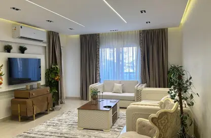 Apartment - 2 Bedrooms - 1 Bathroom for rent in El Rehab Extension - Al Rehab - New Cairo City - Cairo