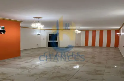 Apartment - 3 Bedrooms - 2 Bathrooms for sale in 50th Street - Zahraa El Maadi - Hay El Maadi - Cairo