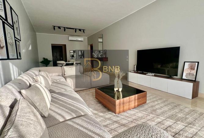 8082666 - Property Image 2