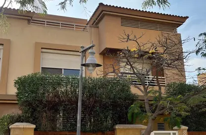 فيلا - 4 غرف نوم - 4 حمامات للبيع في جييرا - الحي الثالث عشر - الشيخ زايد - الجيزة