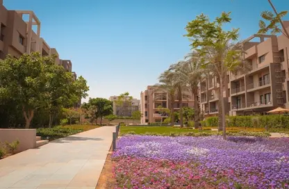 Apartment - 2 Bedrooms - 3 Bathrooms for sale in Fifth Square - The 5th Settlement - New Cairo City - Cairo