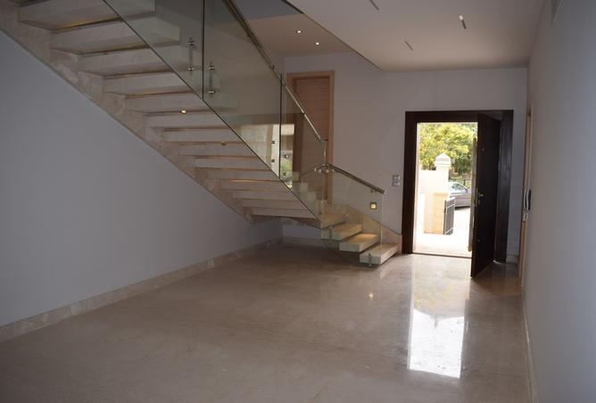 8333621 - Property Image 3