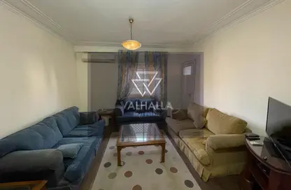 شقة - غرفة نوم - 1 حمام للايجار في شارع حسن عاصم - الزمالك - القاهرة