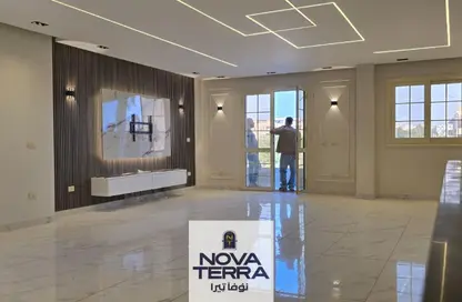 شقة - 3 غرف نوم - 3 حمامات للبيع في شارع البستان - الحي التاسع - الشيخ زايد - الجيزة