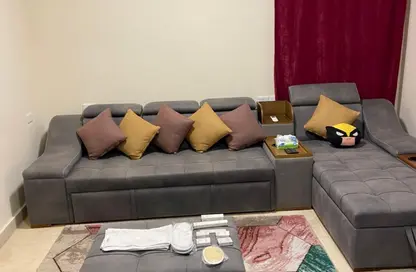 Apartment - 2 Bedrooms - 1 Bathroom for rent in Doctor Yassin Abdel Ghaffar St. - Area C - Ganoob El Acadimia - New Cairo City - Cairo