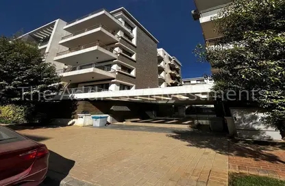 Apartment - 3 Bedrooms - 3 Bathrooms for sale in Tag Sultan - Ring Road - Cairo
