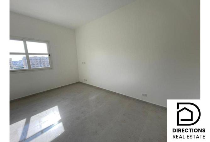 8275850 - Property Image 2