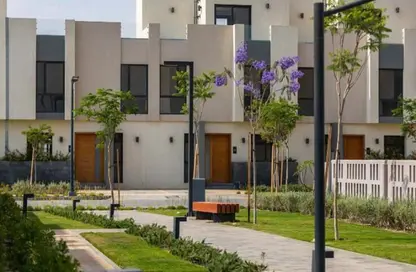 Townhouse - 3 Bedrooms - 3 Bathrooms for sale in Al Burouj Compound - El Shorouk Compounds - Shorouk City - Cairo
