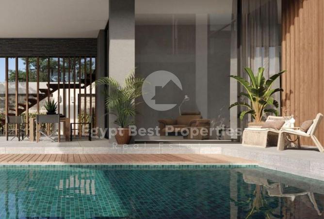8110990 - Property Image 2