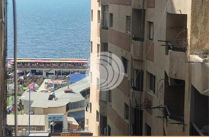 Apartment - 2 Bedrooms - 1 Bathroom for sale in Saba Basha - Hay Sharq - Alexandria