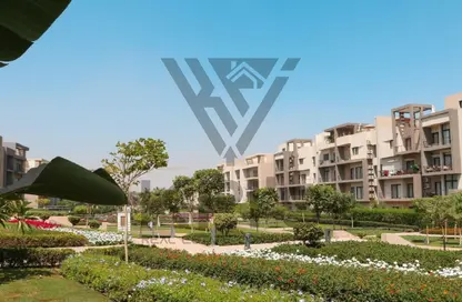 Apartment - 3 Bedrooms - 3 Bathrooms for sale in Moon Residences - Fifth Square - The 5th Settlement - New Cairo City - Cairo