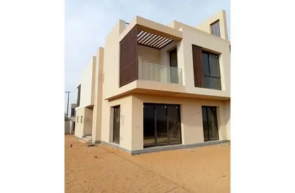 Villa - 3 Bedrooms - 3 Bathrooms for sale in Sodic East - 6th District - New Heliopolis - Cairo
