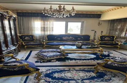 شقة - 3 غرف نوم - 2 حمامات للبيع في شارع عمارات المدفعيه - مساكن المهندسين - مدينة نصر - القاهرة