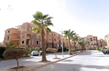 Apartment - 2 Bedrooms - 1 Bathroom for sale in Italian Square - Hadayek October - 6 October City - Giza