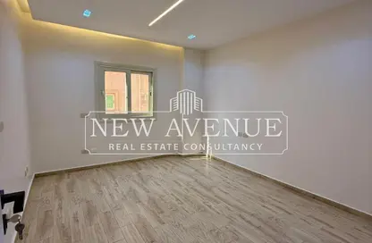 Apartment - 3 Bedrooms - 2 Bathrooms for sale in West Arabella - 5th Settlement Compounds - The 5th Settlement - New Cairo City - Cairo