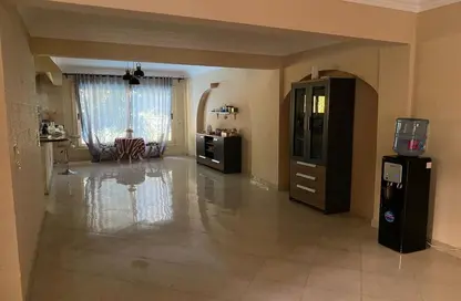 فيلا - 4 غرف نوم - 6 حمامات للبيع في ميدان الجامعة الفرنسية - سيتي سنتر 1 - مدينة الشروق - القاهرة