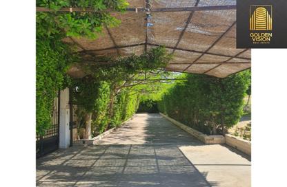 Villa - 5 Bedrooms - 4 Bathrooms for sale in Loaloat Al Shorouk - 3rd District West - Shorouk City - Cairo
