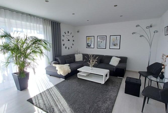 7936137 - Property Main Image
