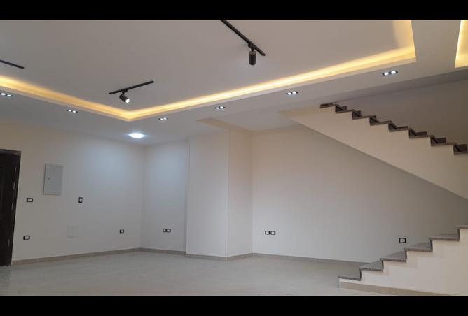 8109008 - Property Image 3