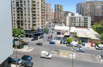 شقة - 3 غرف نوم - 2 حمامات للبيع في شارع البرت الاول - سموحة - حي شرق - الاسكندرية