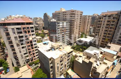 شقة - 3 غرف نوم - 2 حمامات للبيع في شارع إبراهيم راضى - بولكلي - حي شرق - الاسكندرية