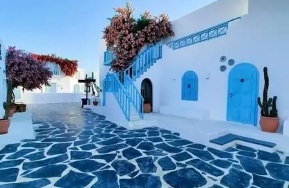 Chalet - 2 Bedrooms - 1 Bathroom for sale in Mountain View - Ras Al Hekma - North Coast