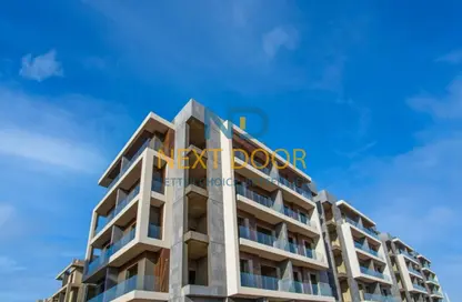 Apartment - 3 Bedrooms - 3 Bathrooms for sale in El Patio Oro - 5th Settlement Compounds - The 5th Settlement - New Cairo City - Cairo