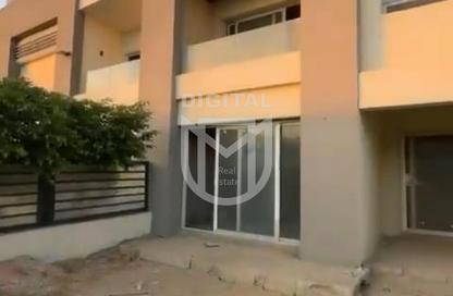 Townhouse - 4 Bedrooms - 5 Bathrooms for sale in Hyde Park - 5th Settlement Compounds - The 5th Settlement - New Cairo City - Cairo