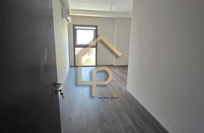 Apartment - 3 Bedrooms - 3 Bathrooms for rent in Village Views - Zed Towers - Sheikh Zayed Compounds - Sheikh Zayed City - Giza
