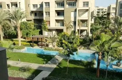 Apartment - 3 Bedrooms - 3 Bathrooms for sale in Swan Lake Residence - 5th Settlement Compounds - The 5th Settlement - New Cairo City - Cairo