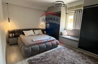 Roof - 2 Bedrooms - 2 Bathrooms for sale in District 2 - The 5th Settlement - New Cairo City - Cairo