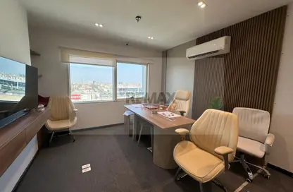 Office Space - Studio - 2 Bathrooms for rent in Capital Business Park - 26th of July Corridor - Sheikh Zayed City - Giza