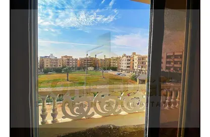 شقة - 3 غرف نوم - 2 حمامات للبيع في شارع المهندس احمد كمال حمدي - الحي السادس عشر - الشيخ زايد - الجيزة