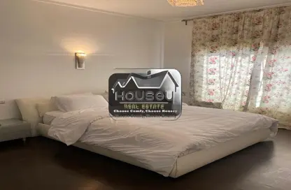 Apartment - 2 Bedrooms - 1 Bathroom for rent in The Village - South Investors Area - New Cairo City - Cairo
