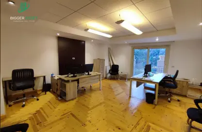 مساحات مكتبية - استوديو - 2 حمامات للايجار في شارع 208 - دجلة - حي المعادي - القاهرة