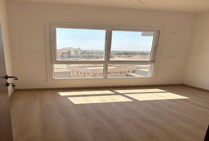 8261155 - Property Image 3