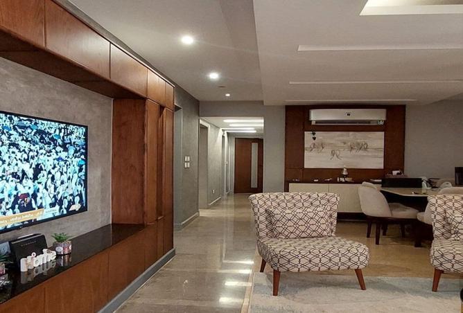 8218161 - Property Image 2