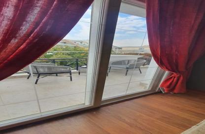 Apartment - 2 Bedrooms - 2 Bathrooms for sale in Swan Lake Residence - 5th Settlement Compounds - The 5th Settlement - New Cairo City - Cairo