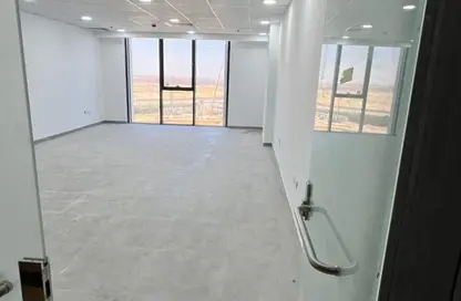 Office Space - Studio - 1 Bathroom for rent in Mountain View Hyde Park - 5th Settlement Compounds - The 5th Settlement - New Cairo City - Cairo