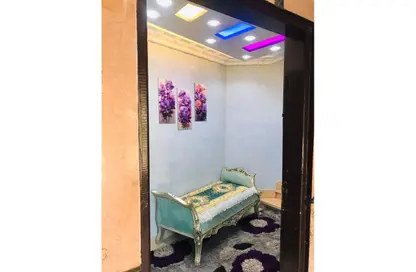 شقة - 3 غرف نوم - 1 حمام للبيع في محور السادات - محلية 12 - الحي الاول - مدينة العبور - القليوبية