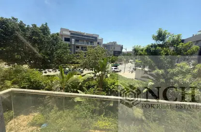 Apartment - 3 Bedrooms - 3 Bathrooms for rent in Galleria Moon Valley - South Investors Area - New Cairo City - Cairo Apartment - 3 Bedrooms - 3 Bathrooms for rent in Galleria Moon Valley - South Investors Area - New Cairo City - Cairo