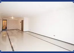 Apartment - 3 Bedrooms - 1 Bathroom for sale in Al Sayeda Sakina Bint Al Hussein St. - Kafr Abdo - Roushdy - Hay Sharq - Alexandria