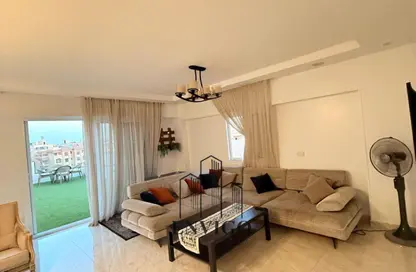 Apartment - 3 Bedrooms - 2 Bathrooms for sale in North Lotus - El Lotus - New Cairo City - Cairo