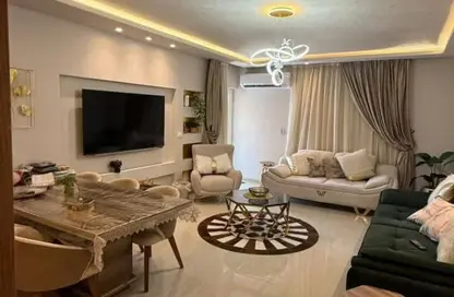 Apartment - 2 Bedrooms - 2 Bathrooms for sale in El Rehab Extension - Al Rehab - New Cairo City - Cairo